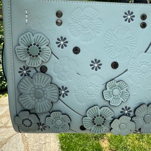 Coach Rogue 25 with Tea Rose in blue/green - Picture 8 of 16